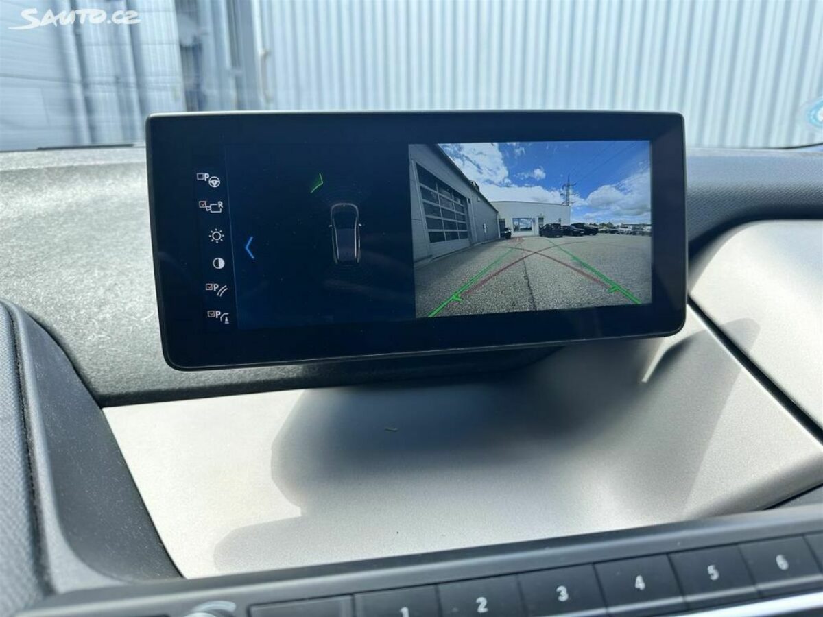 Fotografie vozu - klik pro zvětšení