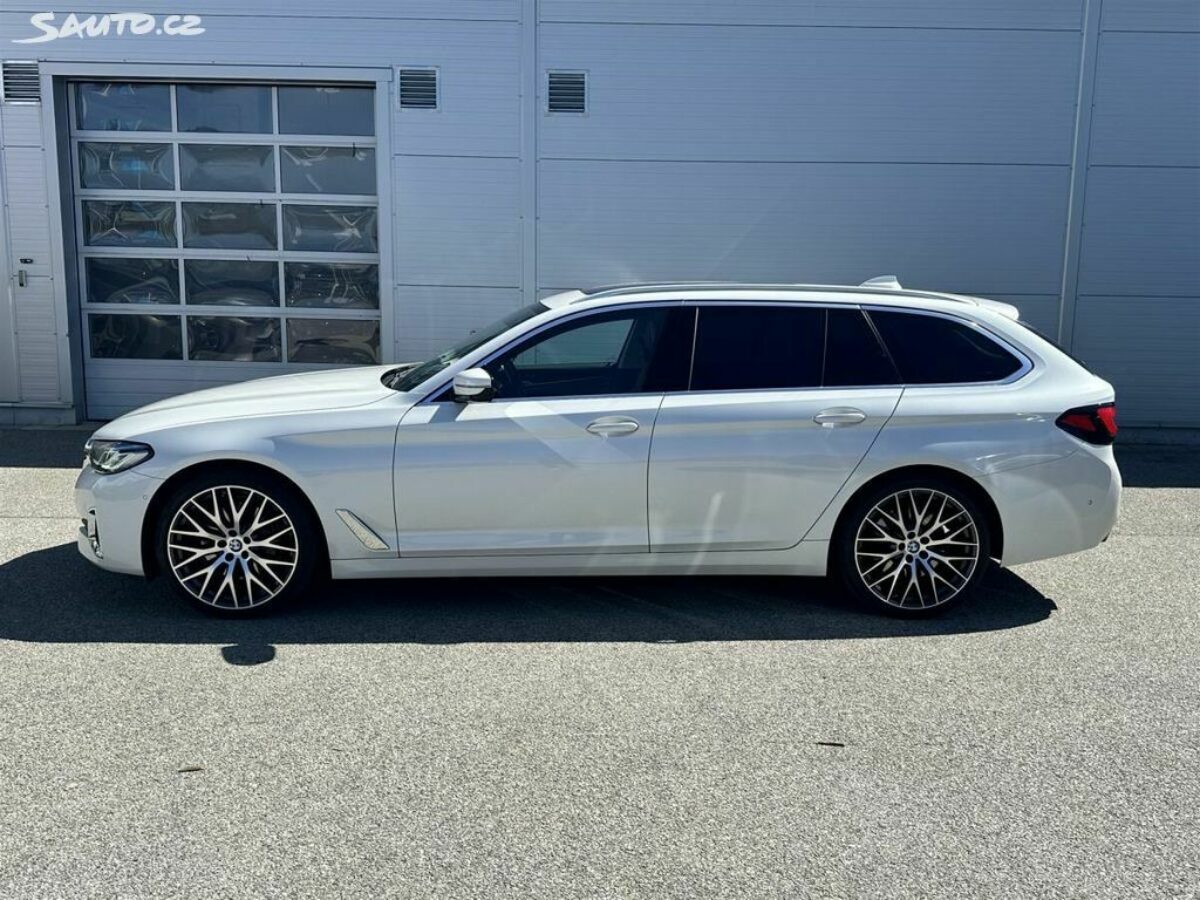 Fotografie vozu - klik pro zvětšení