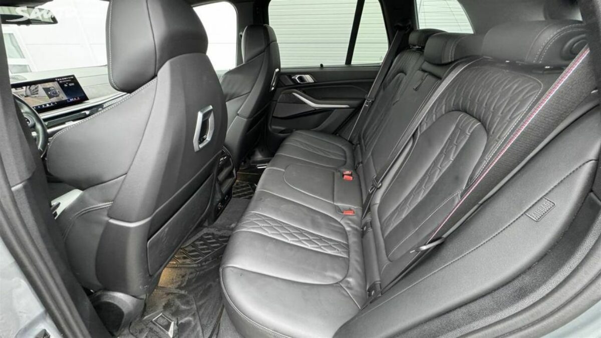 Fotografie vozu - klik pro zvětšení