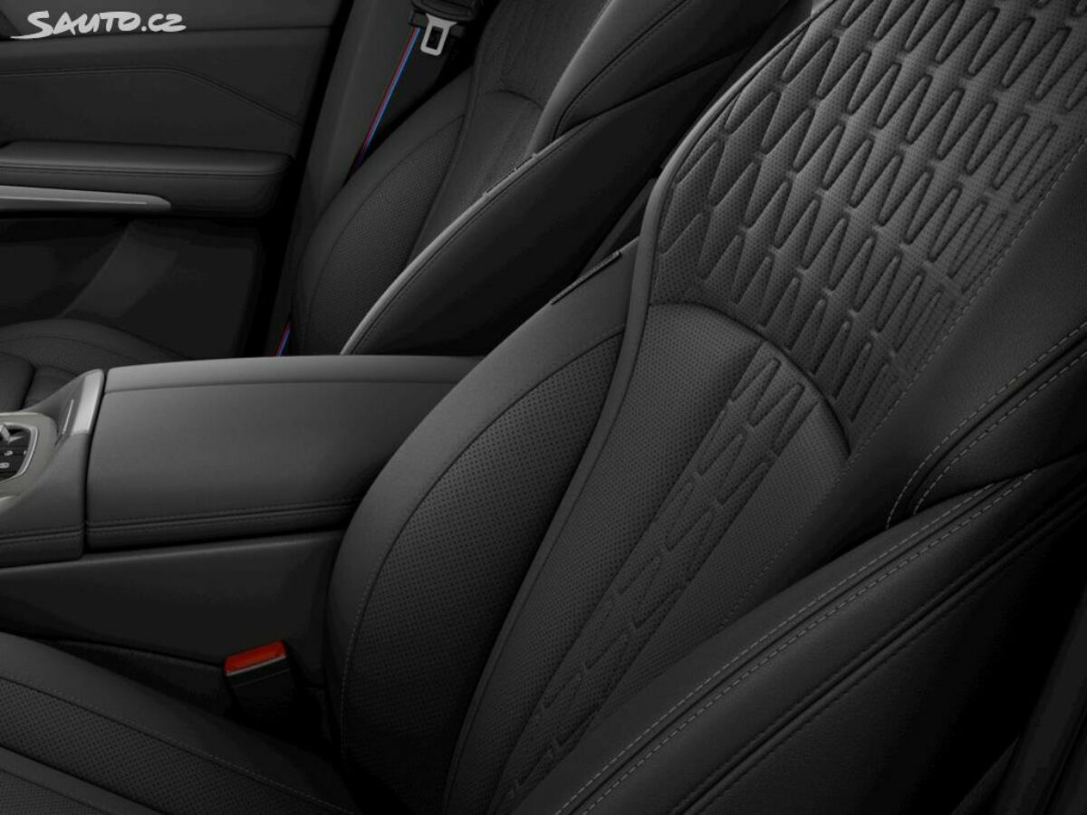 Fotografie vozu - klik pro zvětšení