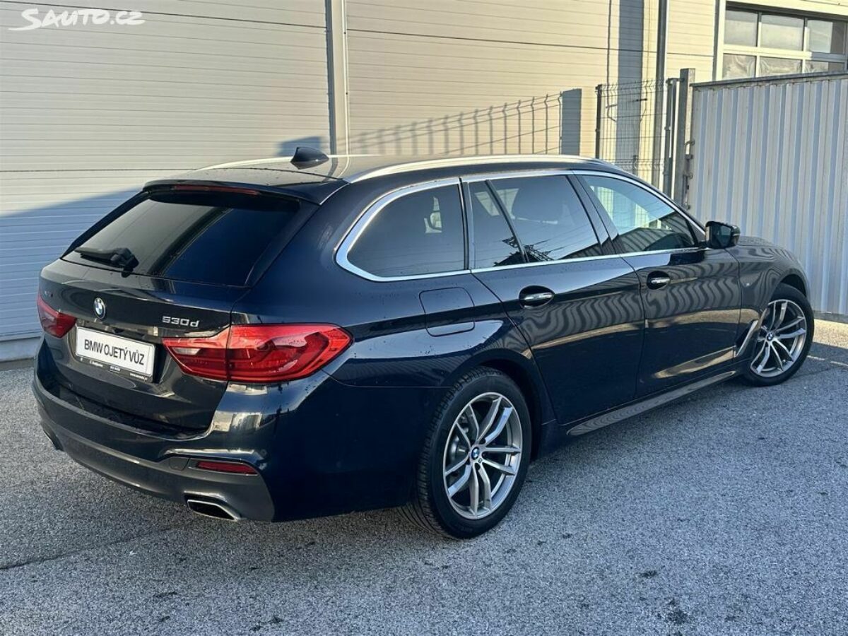 Fotografie vozu - klik pro zvětšení