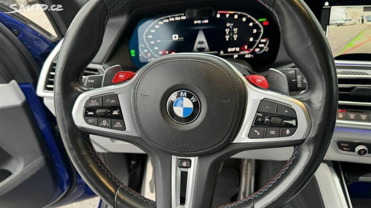 Fotografie vozu - klik pro zvětšení