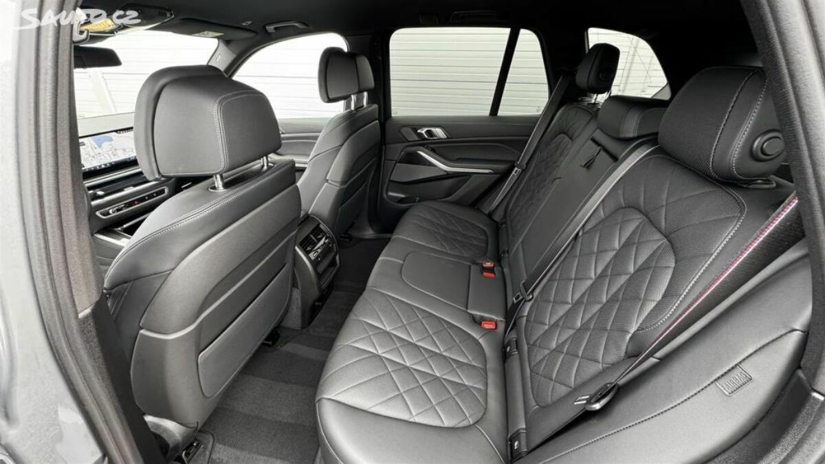 Fotografie vozu - klik pro zvětšení