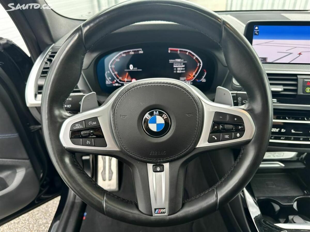 Fotografie vozu - klik pro zvětšení