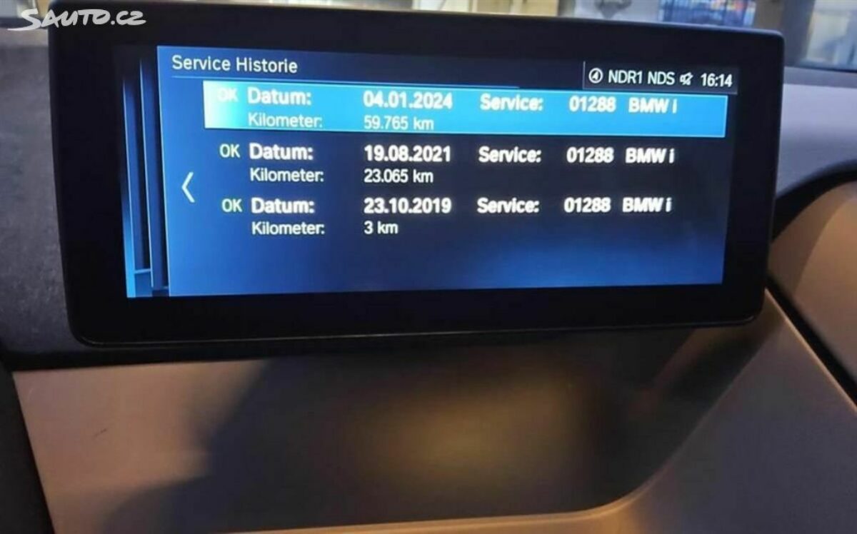 Fotografie vozu - klik pro zvětšení