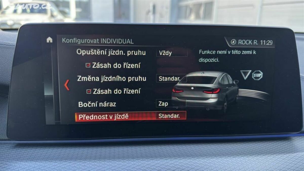 Fotografie vozu - klik pro zvětšení