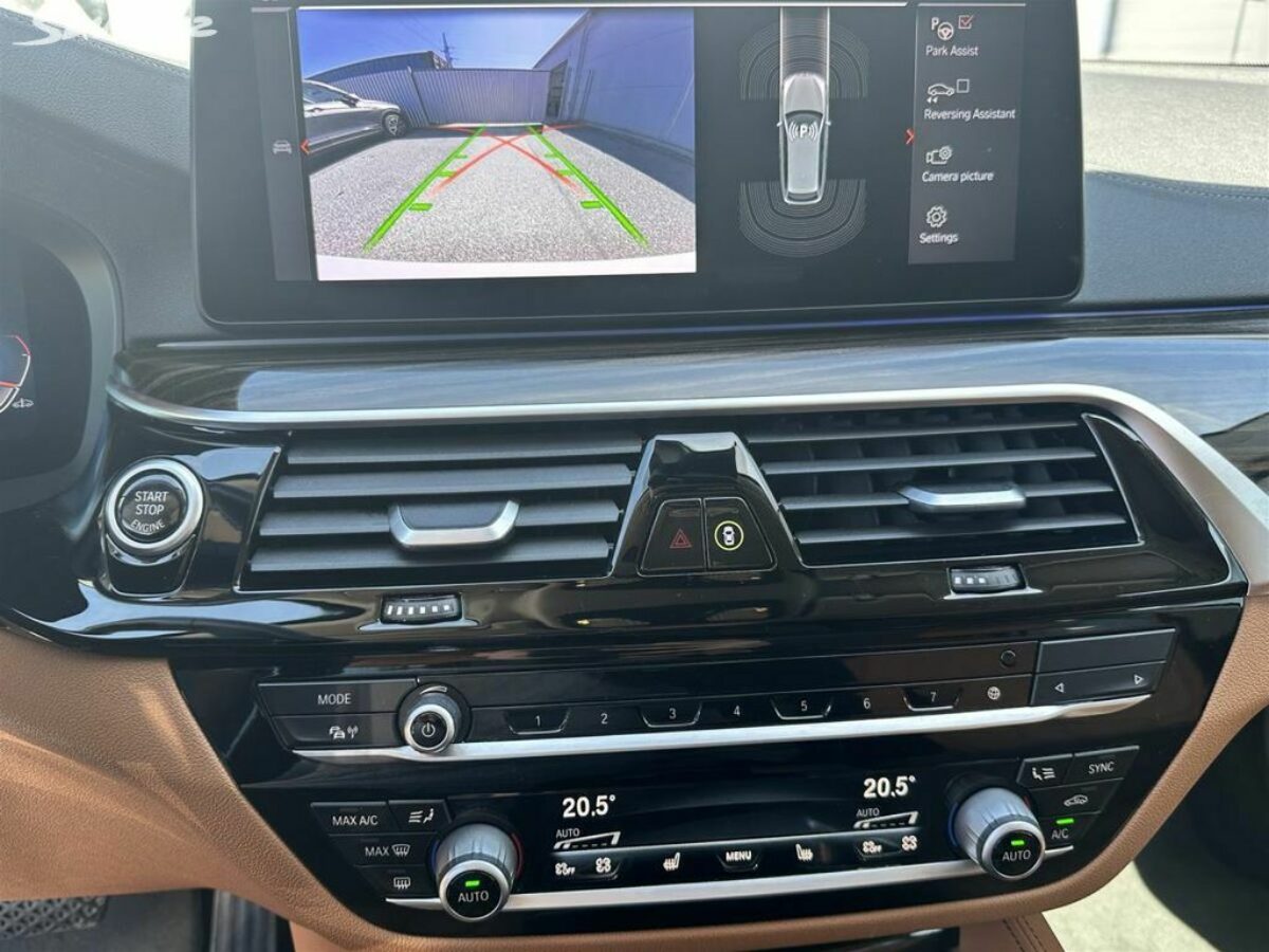 Fotografie vozu - klik pro zvětšení