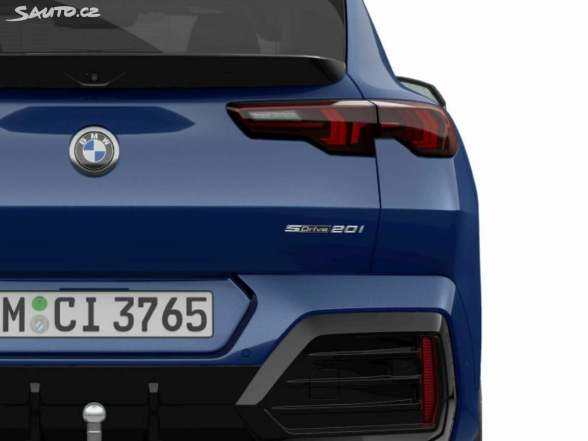 Fotografie vozu - klik pro zvětšení