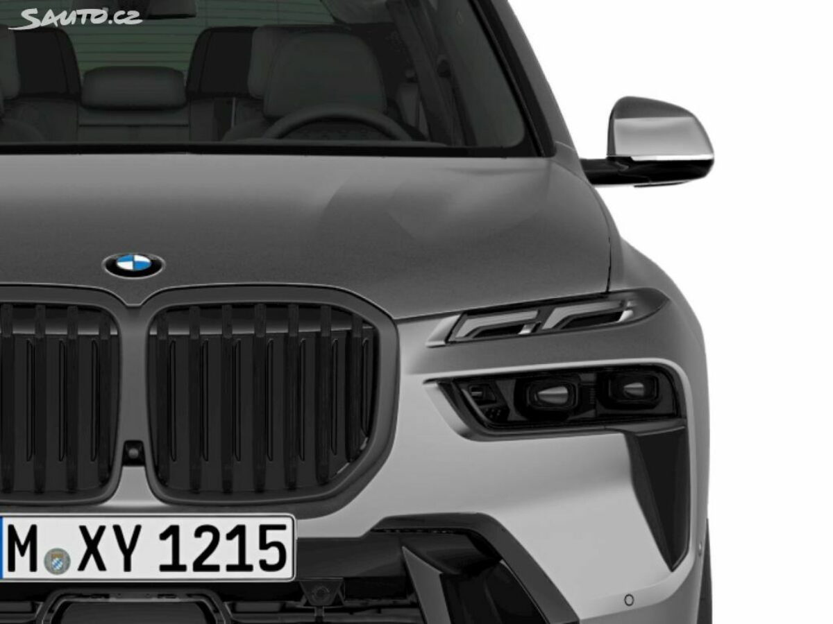 Fotografie vozu - klik pro zvětšení