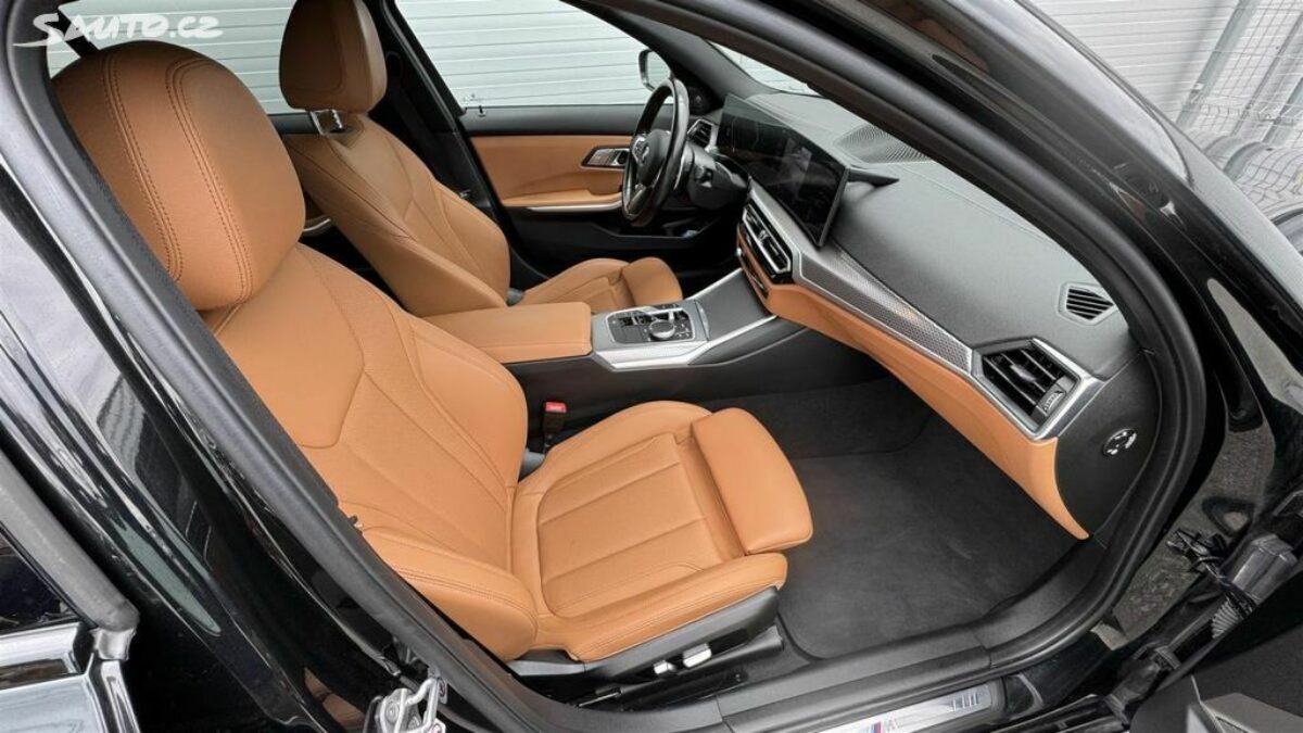 Fotografie vozu - klik pro zvětšení