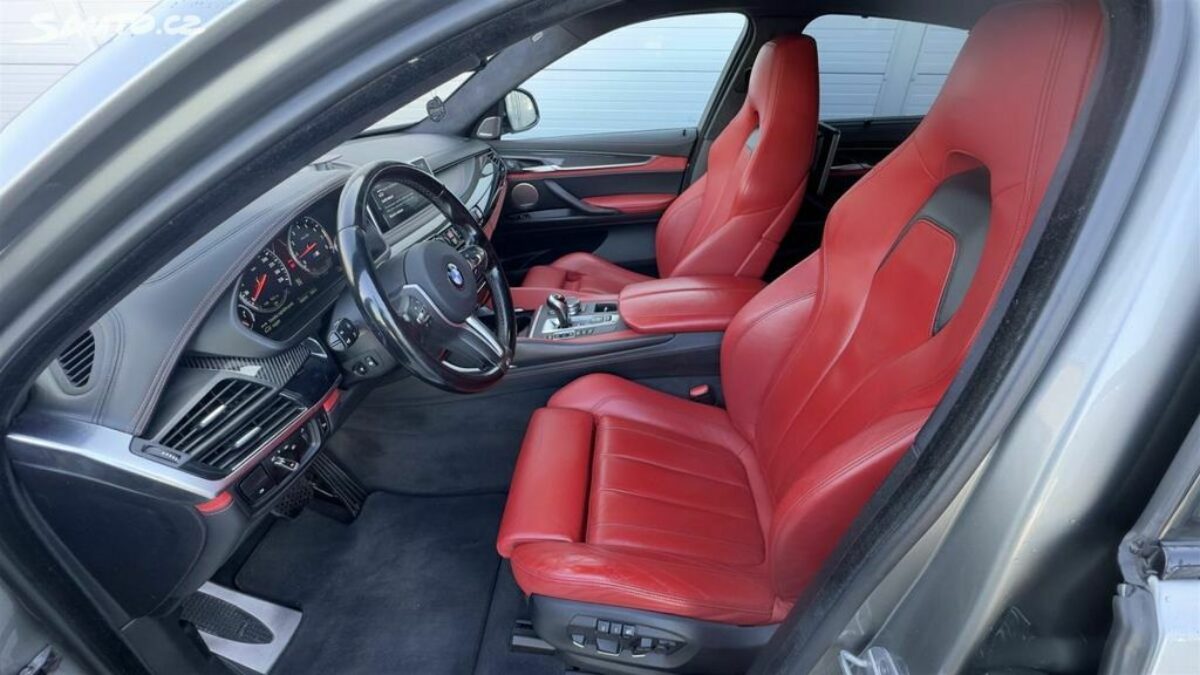 Fotografie vozu - klik pro zvětšení