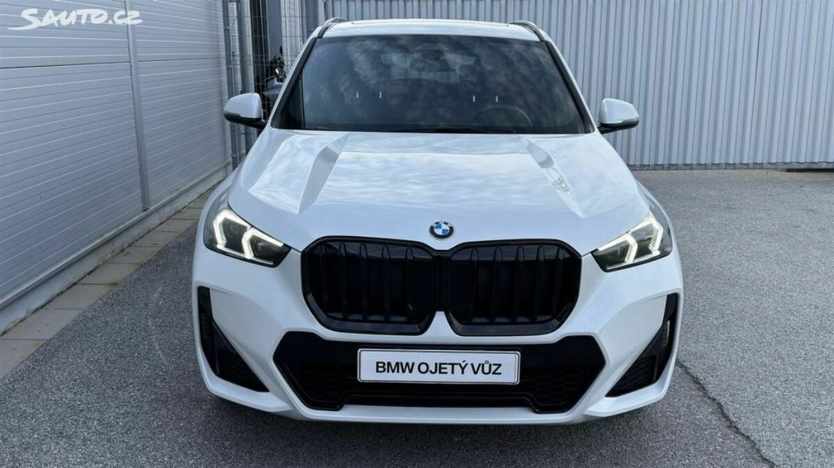 Fotografie vozu - klik pro zvětšení