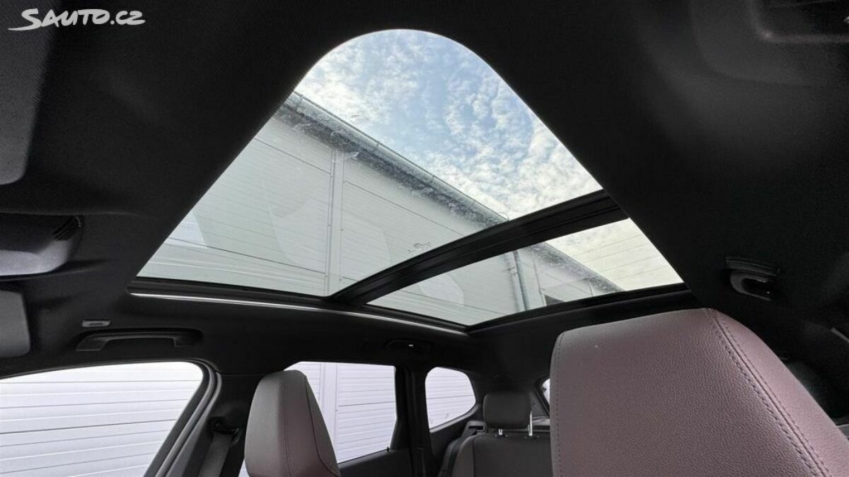 Fotografie vozu - klik pro zvětšení