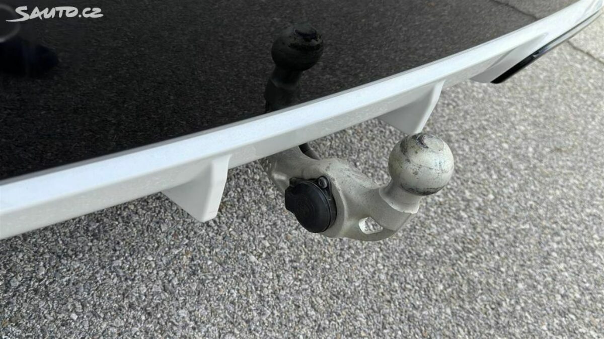 Fotografie vozu - klik pro zvětšení