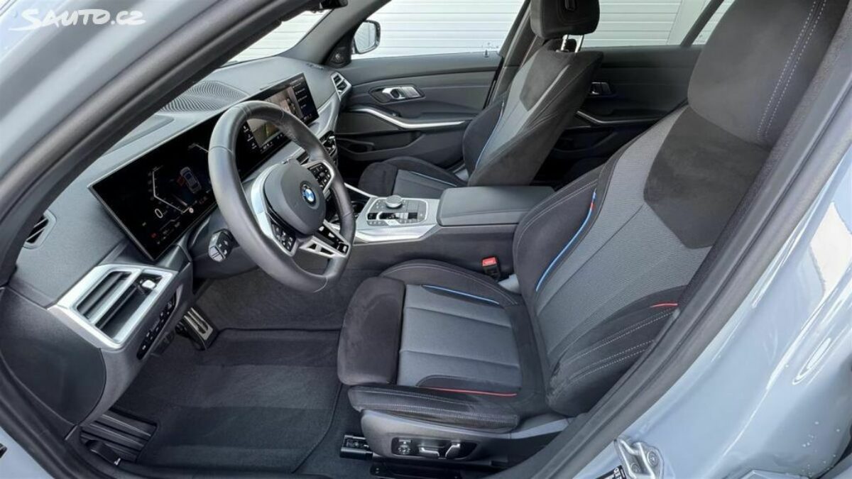 Fotografie vozu - klik pro zvětšení