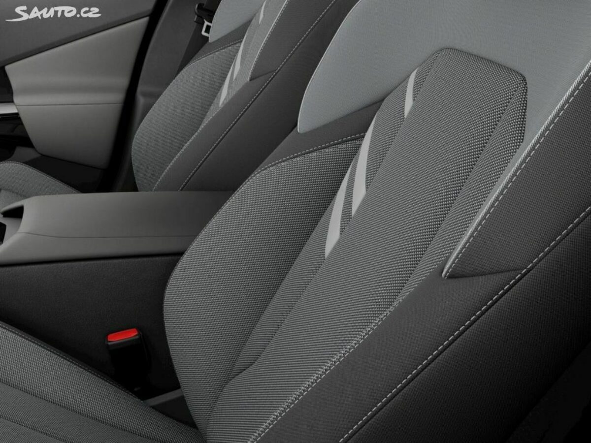 Fotografie vozu - klik pro zvětšení