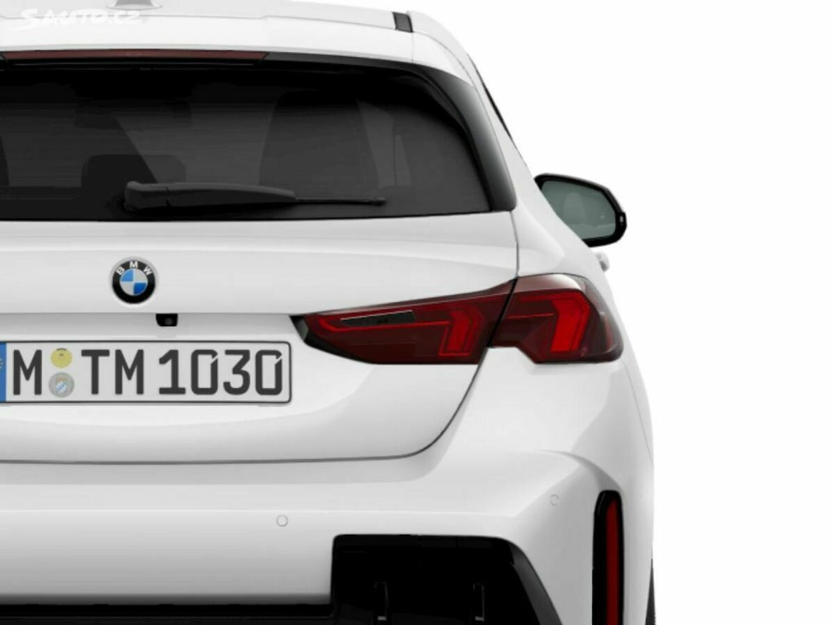 Fotografie vozu - klik pro zvětšení