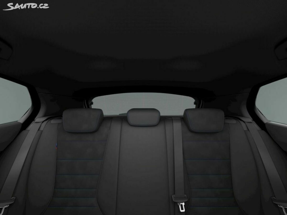 Fotografie vozu - klik pro zvětšení