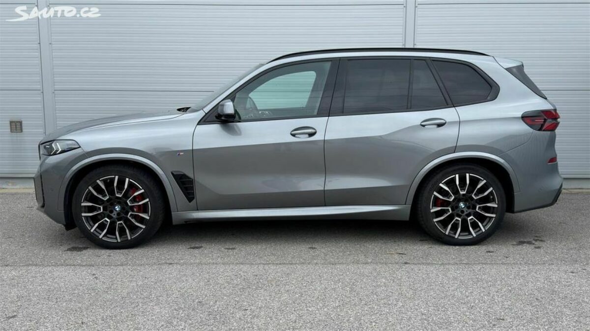 Fotografie vozu - klik pro zvětšení