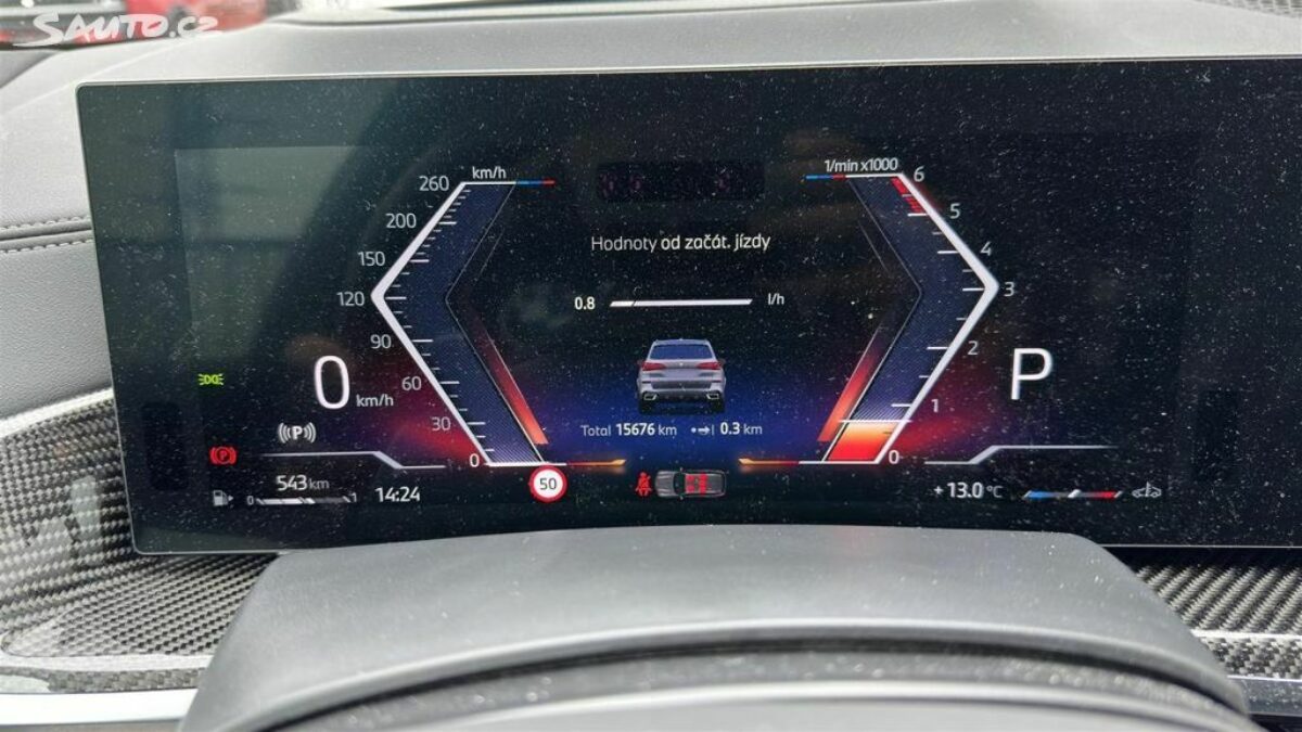 Fotografie vozu - klik pro zvětšení