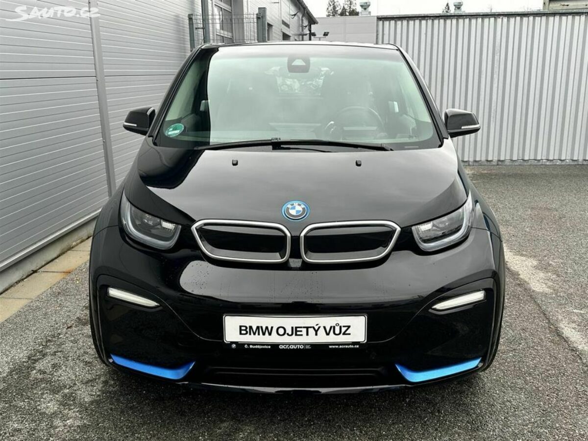 Fotografie vozu - klik pro zvětšení