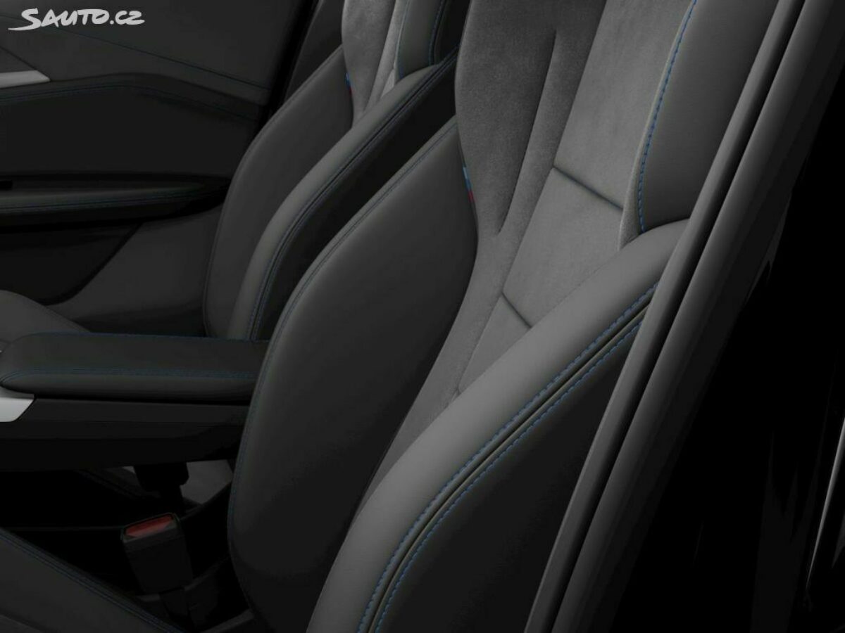 Fotografie vozu - klik pro zvětšení