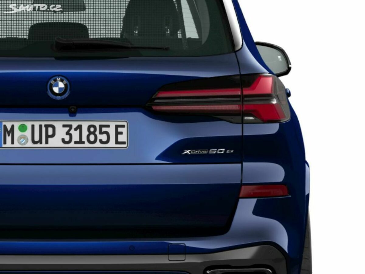 Fotografie vozu - klik pro zvětšení