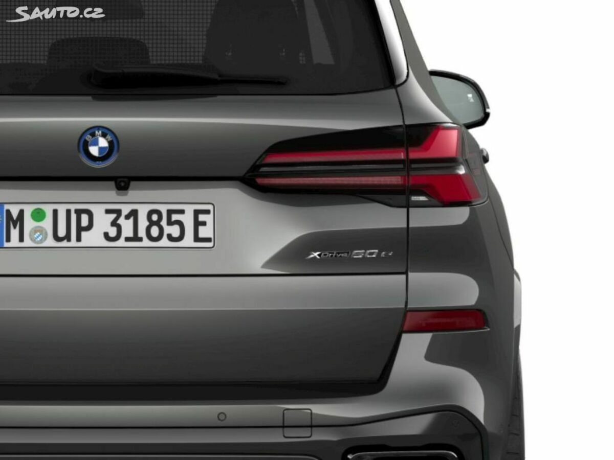 Fotografie vozu - klik pro zvětšení