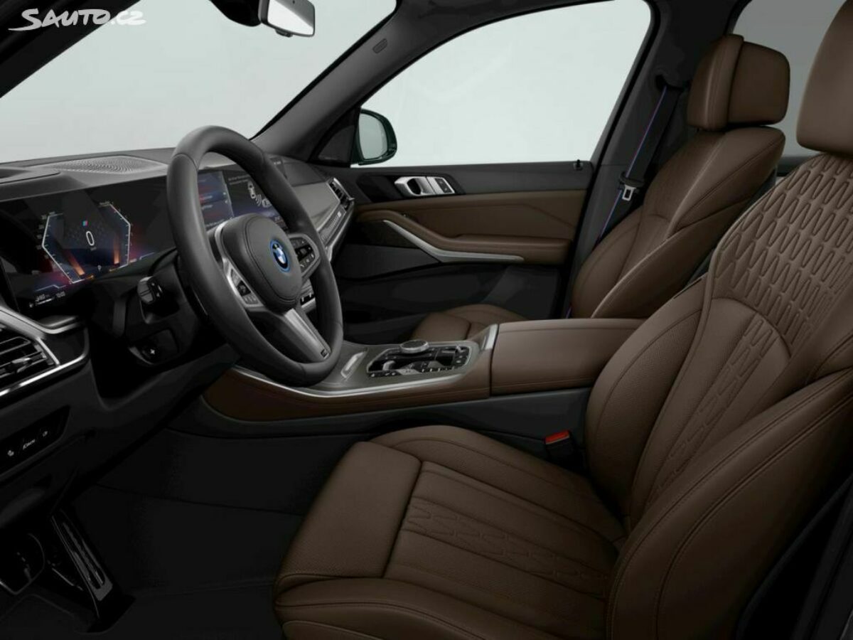 Fotografie vozu - klik pro zvětšení