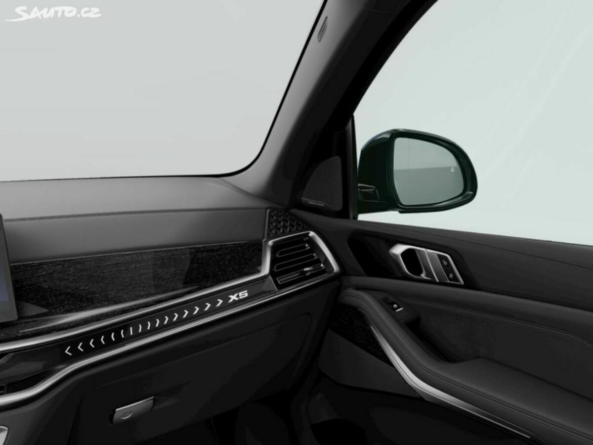 Fotografie vozu - klik pro zvětšení