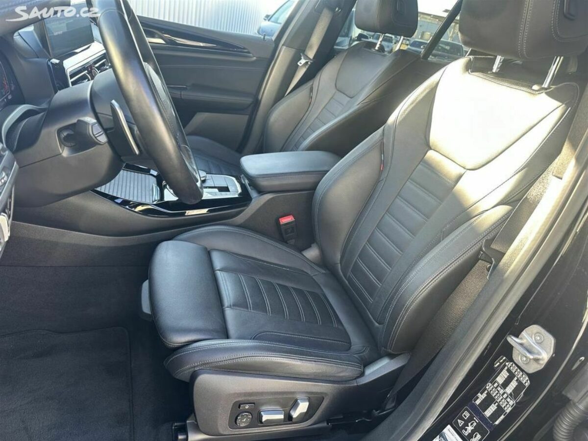 Fotografie vozu - klik pro zvětšení