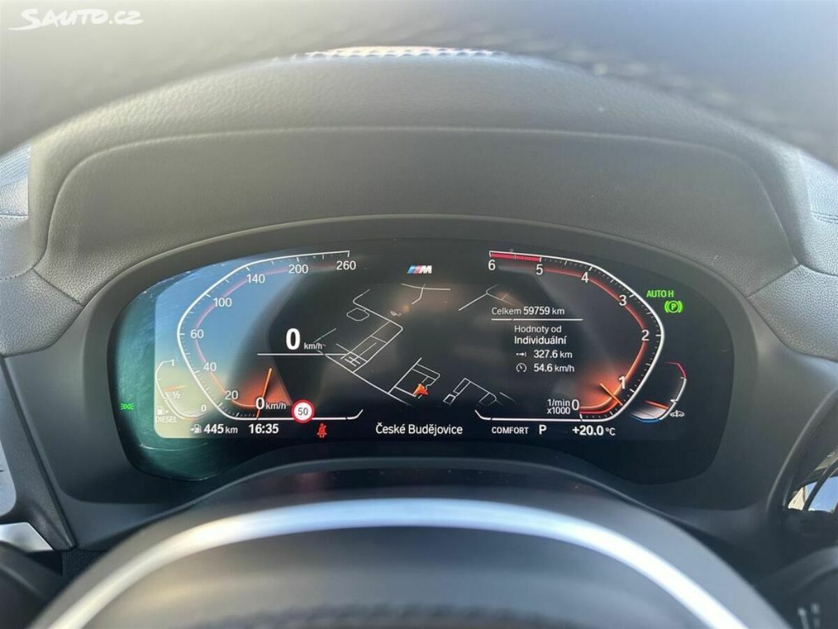 Fotografie vozu - klik pro zvětšení