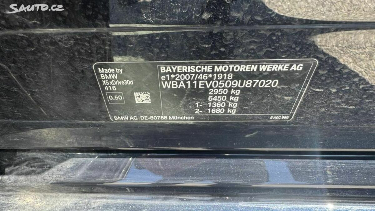 Fotografie vozu - klik pro zvětšení
