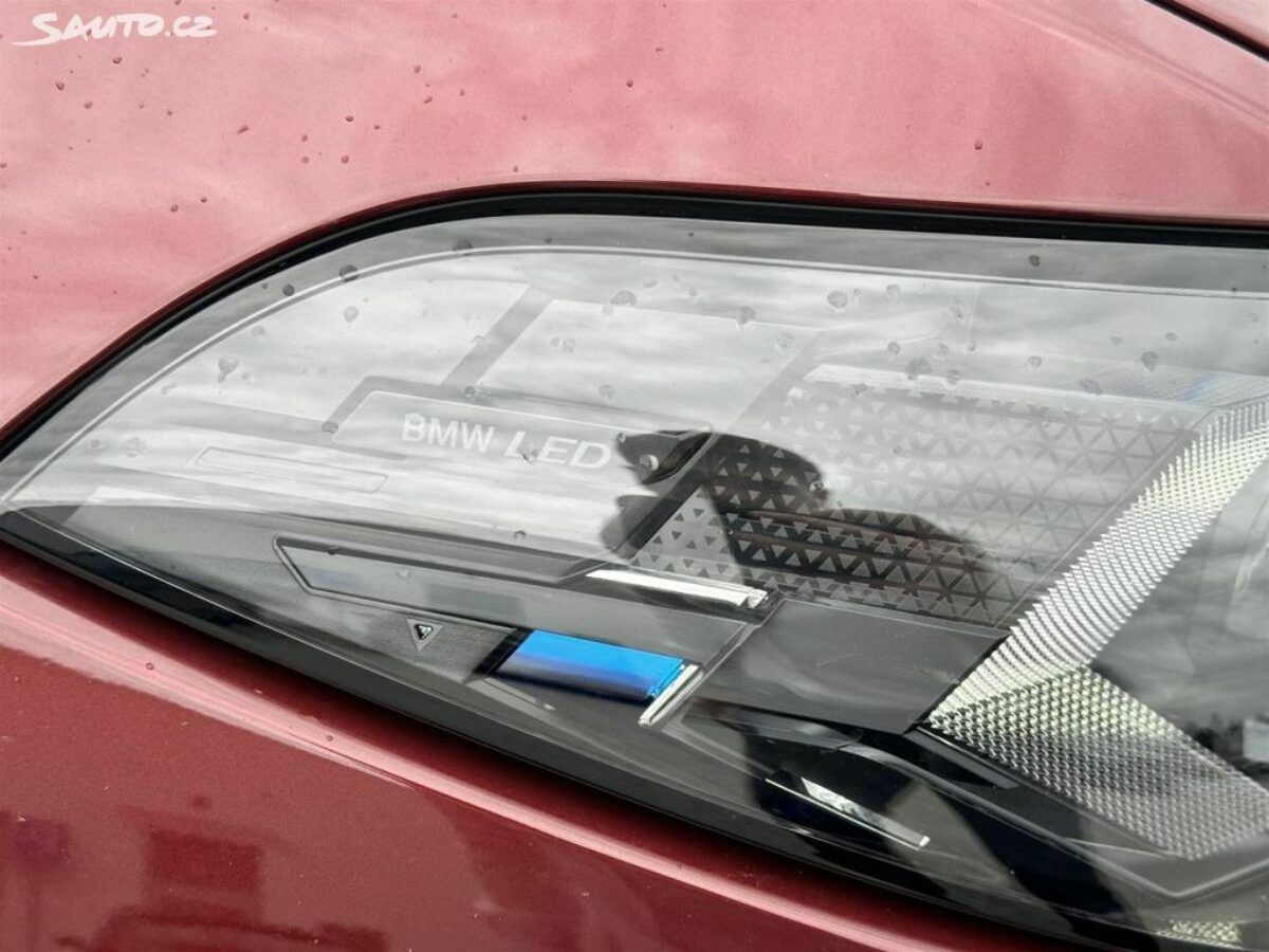 Fotografie vozu - klik pro zvětšení
