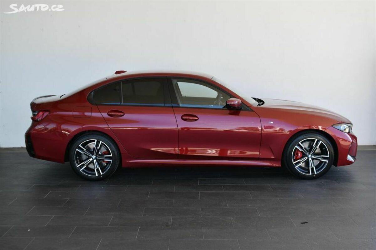 Fotografie vozu - klik pro zvětšení