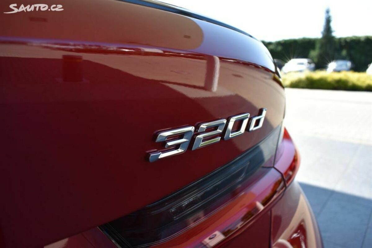 Fotografie vozu - klik pro zvětšení