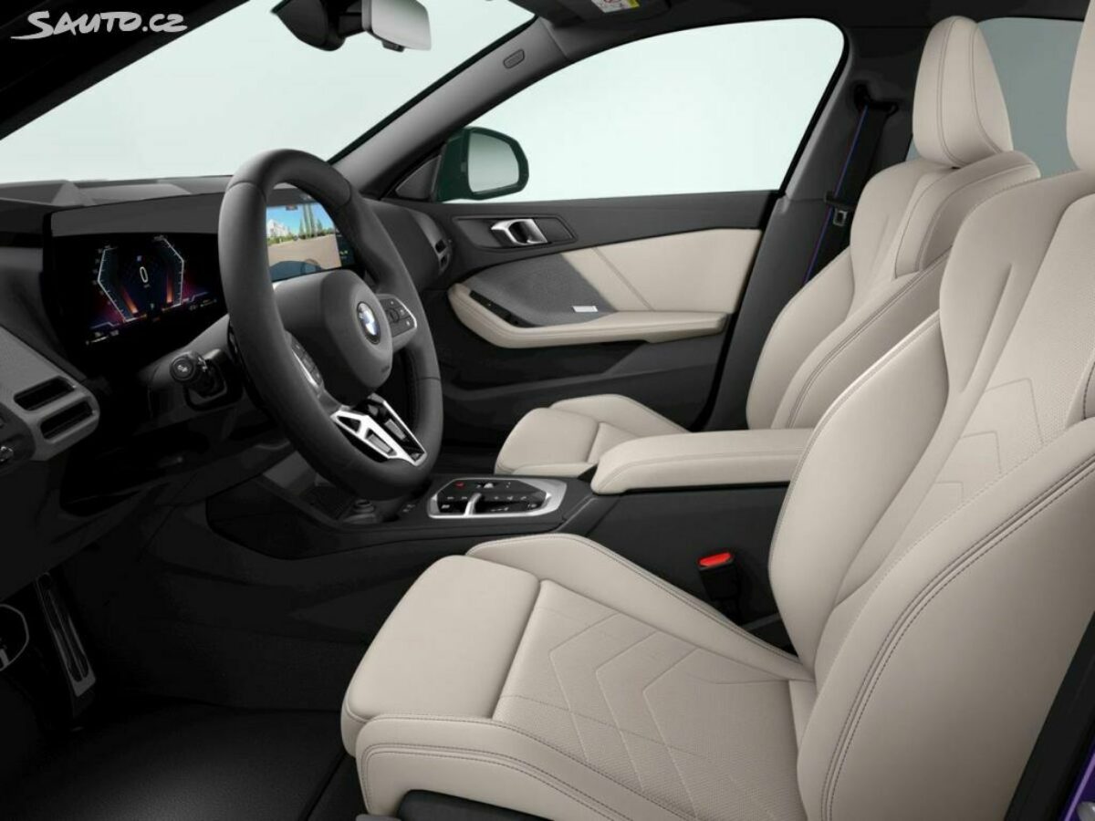 Fotografie vozu - klik pro zvětšení