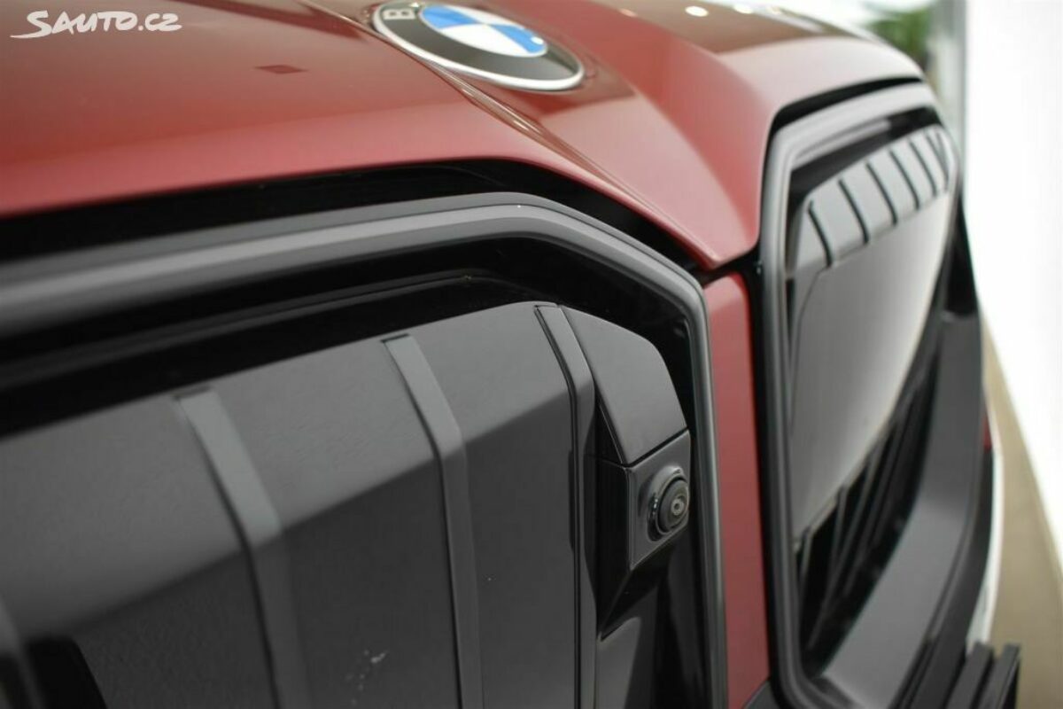 Fotografie vozu - klik pro zvětšení