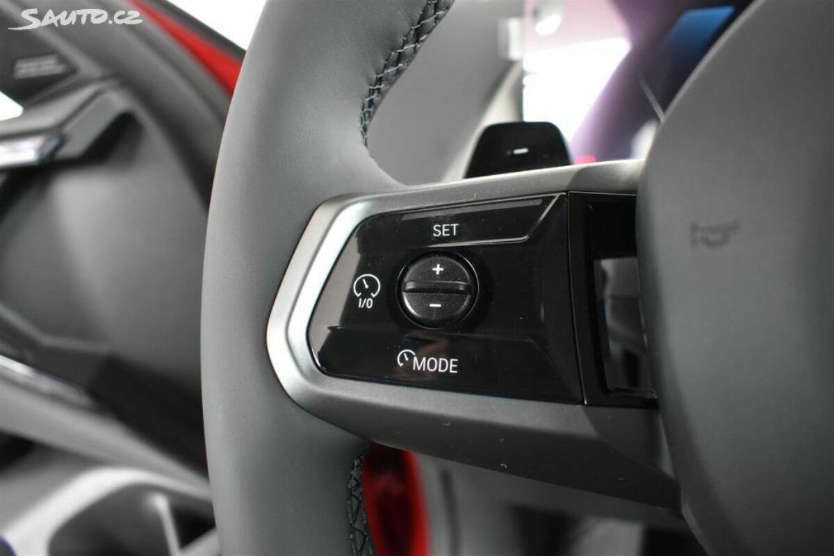 Fotografie vozu - klik pro zvětšení