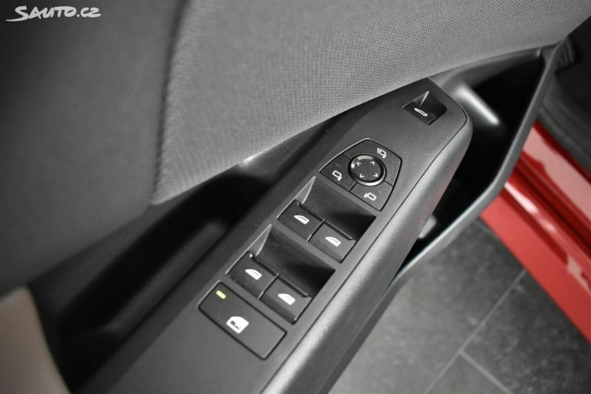 Fotografie vozu - klik pro zvětšení