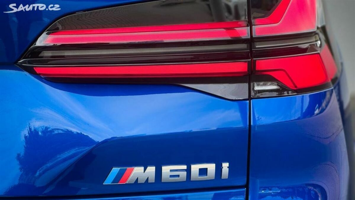 Fotografie vozu - klik pro zvětšení