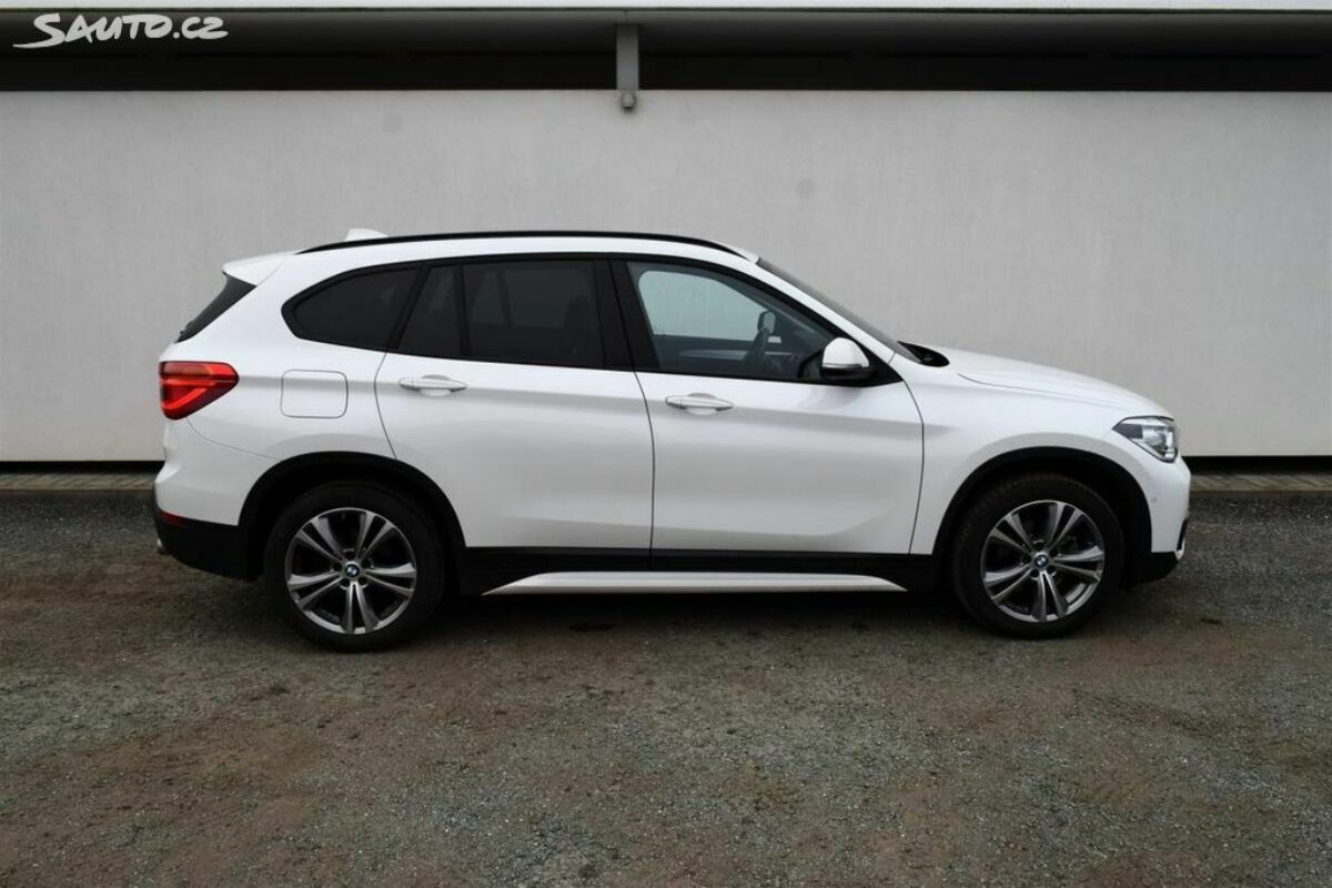 Fotografie vozu - klik pro zvětšení