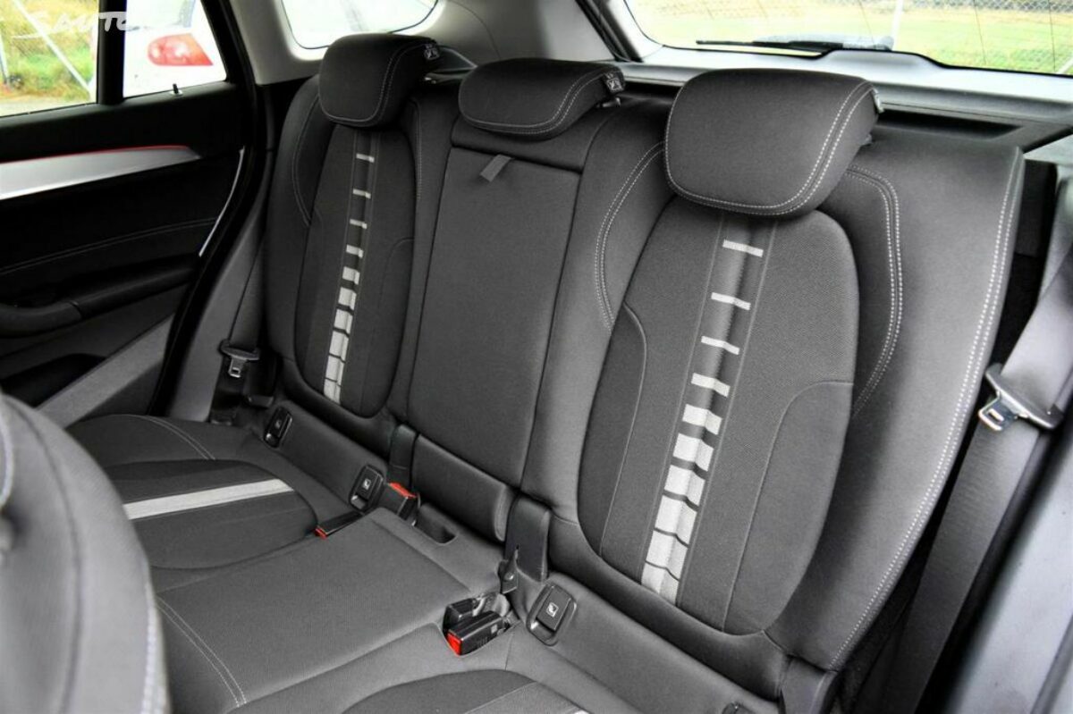 Fotografie vozu - klik pro zvětšení