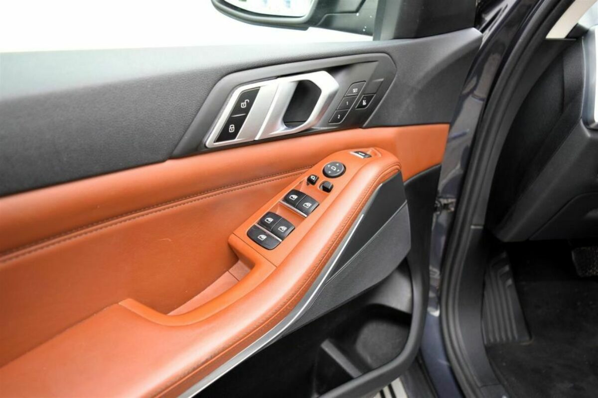 Fotografie vozu - klik pro zvětšení