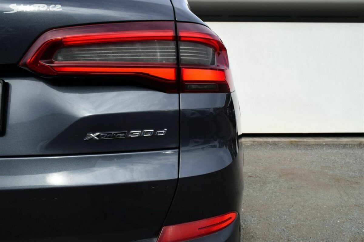 Fotografie vozu - klik pro zvětšení