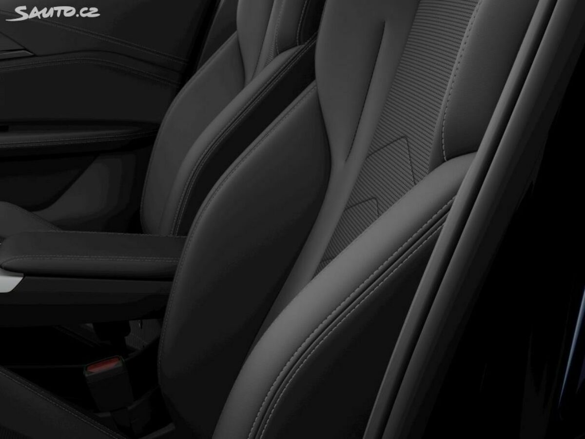 Fotografie vozu - klik pro zvětšení