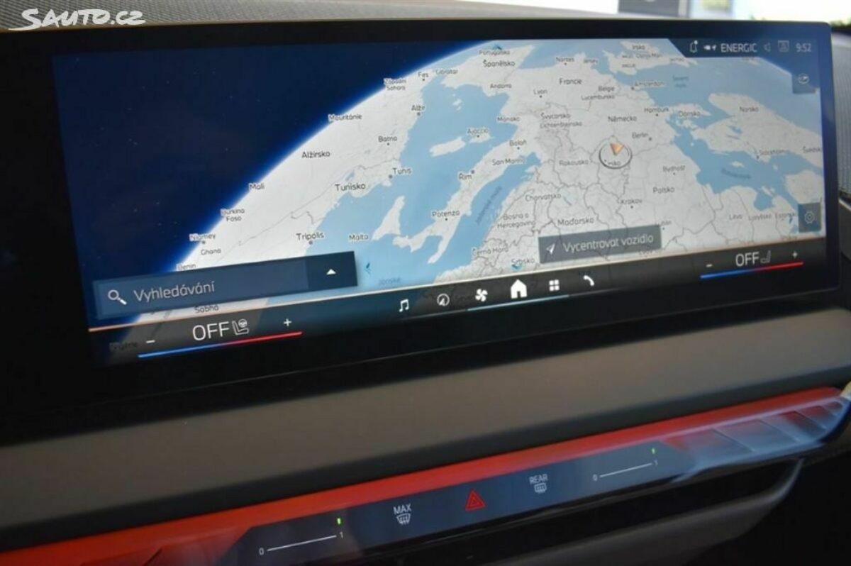 Fotografie vozu - klik pro zvětšení