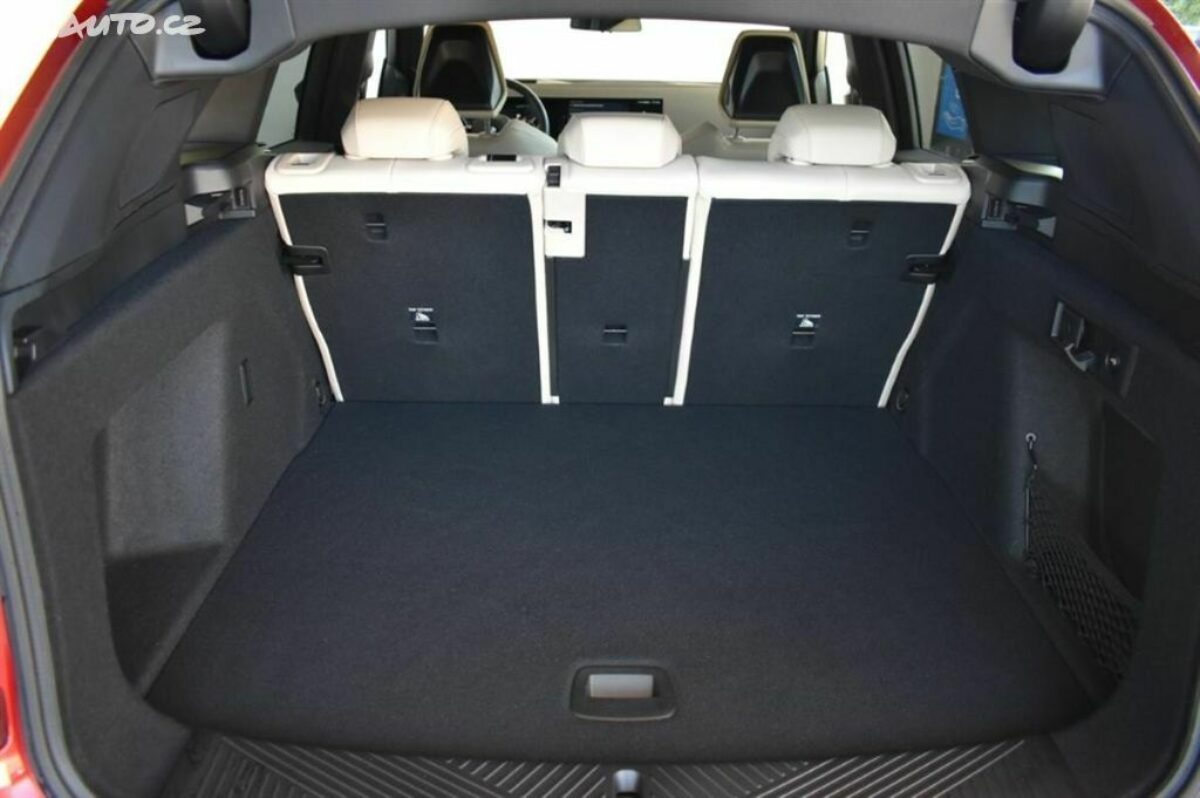 Fotografie vozu - klik pro zvětšení