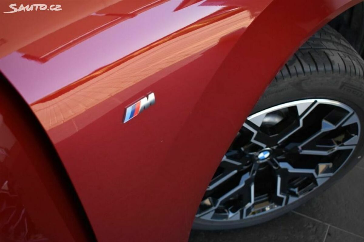 Fotografie vozu - klik pro zvětšení