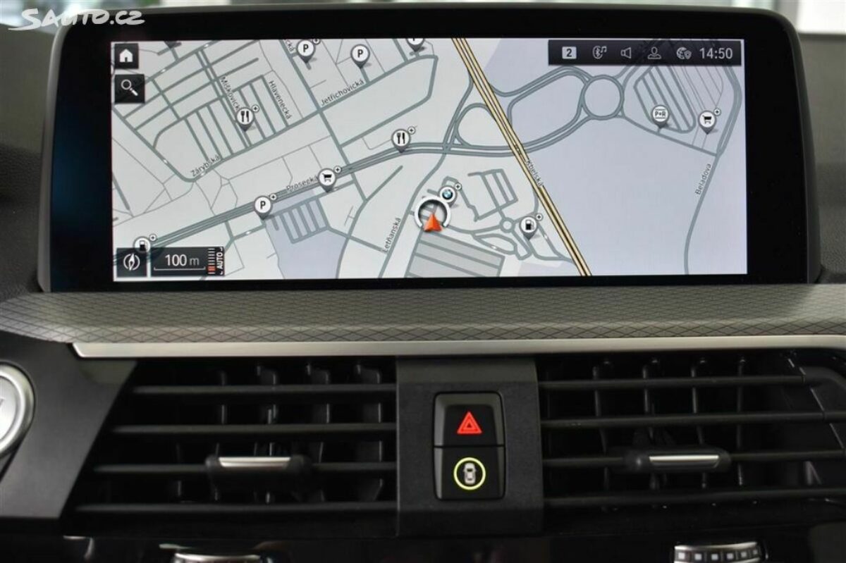 Fotografie vozu - klik pro zvětšení